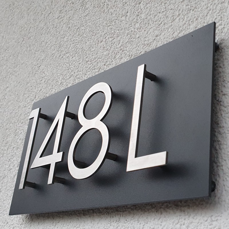 Plaque avec numéros pour maison, hôtel et toute façade - Signalétique Inox  